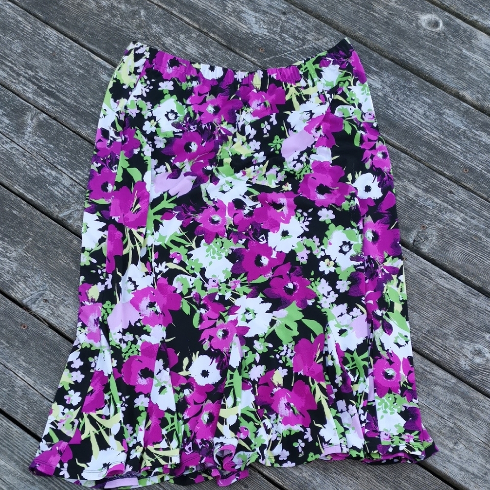 TanJay floral vibrant cokorful midi cottagecore skirt. Size 12.